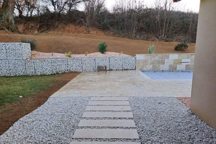 amenagement terrasse pas japonais chaponnay